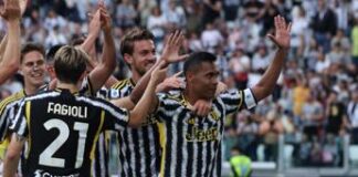 Juve-Monza 2-0, gol di Chiesa e Alex Sandro