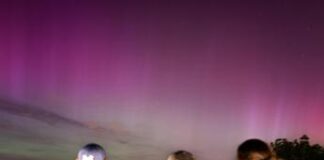 L’aurora boreale colora i cieli di mezzo mondo: dove è stata vista in Italia