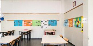 Maestra aggredita a Ostia, forse sarà trasferita in altra regione