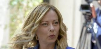 Meloni: “De Luca? Bullo, mi sono difesa: lo rifarei cento volte”
