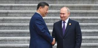 Putin a Pechino da Xi: “Relazioni Russia-Cina stabilizzano il mondo”