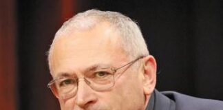 “Putin vuole distruggere l’Occidente e durare altri 15 anni”. Parla il dissidente Khodorkovsky