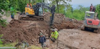 Maltempo: ancora sopralluoghi e lavori in corso su tante strade della provincia di Vicenza Vi.Abilità al lavoro sulla SP 38 a Nogarole