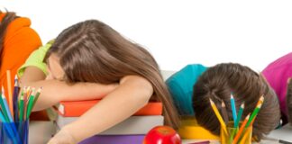 ‘Sindrome da fine scuola’, per bimbi e ragazzi stanchezza e sonno difficile
