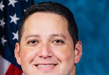 Fratture alla Camera: Johnson tradisce Trump sull’Ucraina?