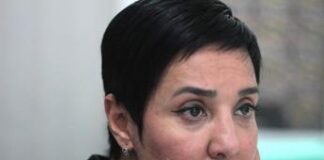 Tunisia, arrestata nota opinionista Sonia Dahmani