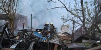 Ucraina, Kharkiv ancora sotto le bombe. Russia minaccia Gb