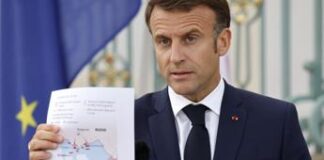 Ucraina, Macron: “Consentire a Kiev di colpire in Russia”