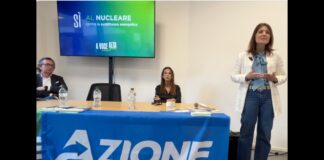 Lara Bisin, candidata Azione al Parlamento UE nel nordest, inaugura sede elettorale a Vicenza con “tre sì”. Saluto di Possamai, risposte a ViPiù Lara Bisin, candidata di Azione al Parlamento Europeo per il Nordest all'inaugurazione della sede elettorale a Vicenza con Del Monte e Carli