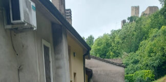 Brendola, stanziati 125mila euro per mettere in sicurezza le aree interessate da frane e smottamenti Brendola, i massi vicino alle case in seguito all'evento franoso di maggio