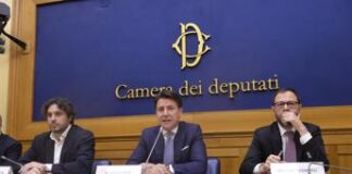 Autonomia, appello del M5S a Mattarella: “Rinvii la legge alle Camere”