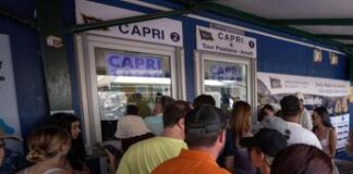 Capri senz’acqua, Federalberghi: “Dalle 15 di oggi turisti con prenotazioni possono sbarcare”