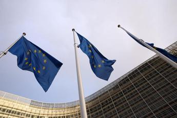 Commissione Ue, Politico: “Difficile nomina nuovo presidente senza ok di Meloni”