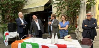 Elezioni europee, Alessandra Moretti e Stefano Bonaccini (PD) chiudono a Vicenza campagna: impegno per l’Europa contro la destra che avanza Da sx Achille Variati, Stefano Bonaccini, Giacomo Possamai, Alessandra Moretti e Federico Formisano