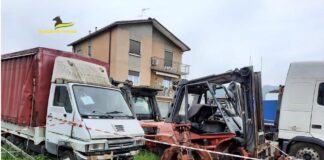 Discarica abusiva di rifiuti a Trissino, Guardia di Finanza sequestra area in officina meccanica Discarica abusiva rifiuti Trissino