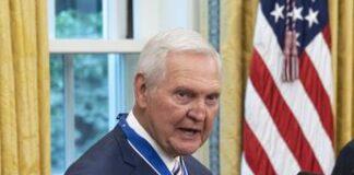 E’ morto Jerry West, leggenda Nba aveva 86 anni: ha ispirato il logo della lega