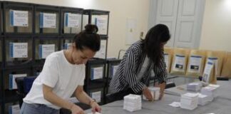 Francia, domenica il voto anticipato: come funzionano le elezioni
