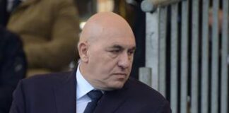 Fumo in cabina, atterraggio d’emergenza per Crosetto a Ciampino