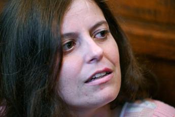 Ilaria Salis è libera, ora può tornare in Italia