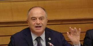 Mafia, Gratteri: “Al vecchio pizzo preferisce banche online per riciclare mld di euro”