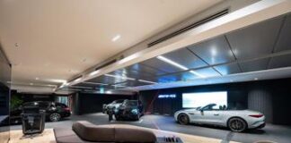 Mercedes-Benz trasforma i suoi showroom
