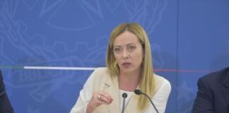 Migranti, Meloni: “Abbattuti del 60% arrivi illegali. Da monitoraggio flussi dati allarmanti”