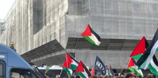 Milano, teatro Parenti blindato per conferenza su conflitto a Gaza: fuori proteste pro Palestina