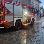 Maltempo, Vigili del fuoco di Vicenza: non ci sono feriti per allagamenti ad Asiago e Gallio e per frane nella zona di Schio Vigili del fuoco in azione per allagamenti