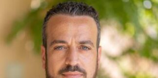 Rissa alla Camera, Donno: “Colpito da un pugno fortissimo allo sterno, non riuscivo a respirare”