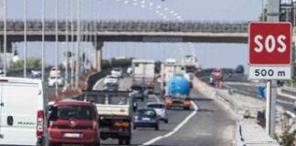 Roma, scontro sul Gra tra camion e auto: un morto