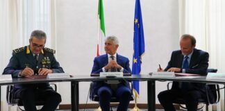 Protocollo d’intesa tra Dipartimento per lo Sport e Guardia di Finanza per prevenzione e contrasto illeciti su erogazione contributi nazionali ed UE Sottoscrizione Protocollo d'Intesa tra il Dipartimento per lo Sport e la Guardia di Finanza