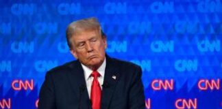 Trump ‘vota’ Biden: “Sarà il candidato democratico a novembre”