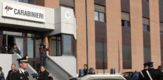 Va in caserma col cadavere della moglie nel bagagliaio: arrestato