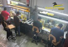 Lavoratori in nero nell’occhialeria bellunese: la Guardia di Finanza scopre 13 irregolari lavoro nero bellunese