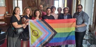 Esposta la bandiera LGBTQIA+ a Palazzo Trissino per il Pride Month