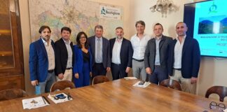 Incontro con il Consorzio di Bonifica Bacchiglione. De Carlo: “Governo attento ai problemi del Veneto” Il Senatore Luca de Carlo all'incontro col Consorzio di Bonifica Bacchiglione