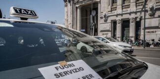 Nuovo sciopero dei taxi di due giorni: sindacati convocati domani al ministero Sciopero taxi
