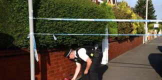 Accoltellamento Southport, morta terza bambina ferita nell’attacco