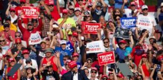 Attentato Trump, nessuno ne parla: chi è la vittima tra il pubblico