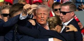 Attentato a Trump, cecchino spara e ferisce ex presidente