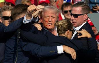 Attentato a Trump, cecchino spara e ferisce ex presidente