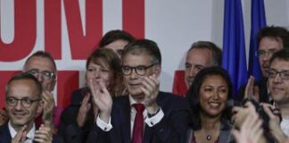 Francia, leader socialista Faure: “Pronto a fare il premier”