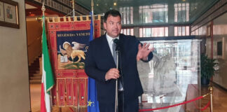 Bassano, tutti solidali col docente accoltellato ma Formaggio (FdI) punta sulla repressione, Luisetto (PD) sulla prevenzione Multiutiility Veneta formaggio