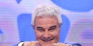 Pino Insegno: “Polemiche? Non le ho mai ascoltate, ho risposto coi numeri”