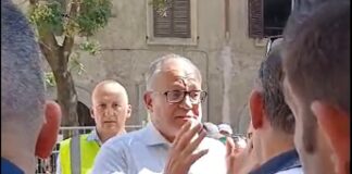 Roma, commercianti via Ottaviano in pressing su Gualtieri: “Dopo il Covid rimorti n’artra volta”
