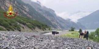 Sondrio, frana lungo via della Val a Livigno