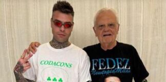 Taranto, l’ironia di Riondino su Fedez-Codacons. L’associazione attacca: “Aiuti l’Ilva”