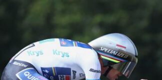 Tour de France, Evenepoel vince crono e Pogacar rimane maglia gialla