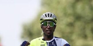 Tour de France, Girmay vince terza tappa e Carapaz nuova maglia gialla