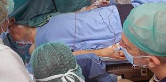 Tumori, a Siena 2 interventi al cervello su pazienti svegli